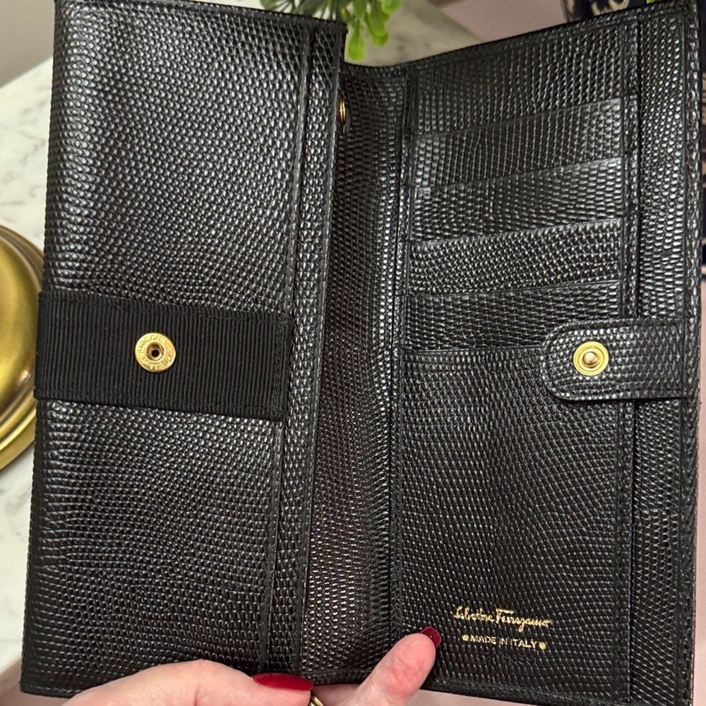 Ferragamo Vera Lizard Leather Long Bifold Wallet - Picture 7 of 11